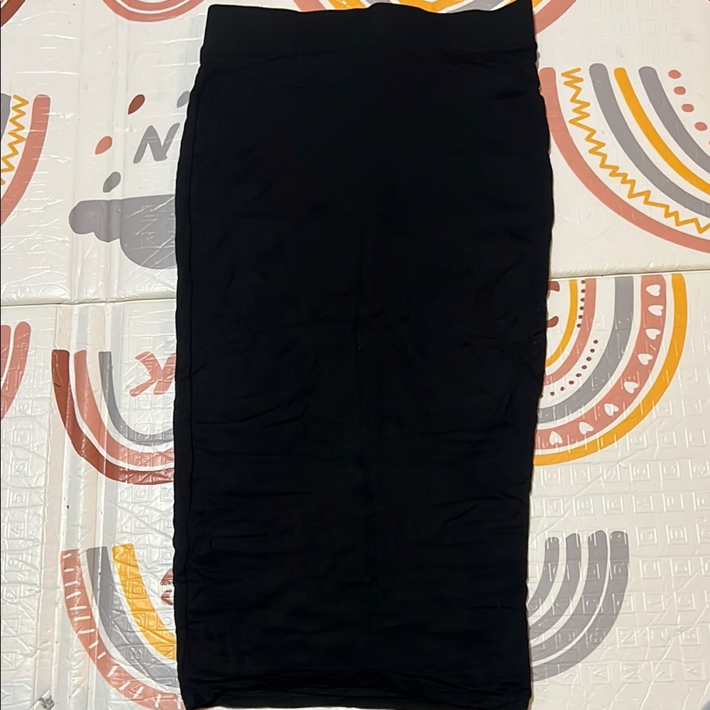 Bar III Black Midi Pencil Skirt with Ruched Detail for Work
